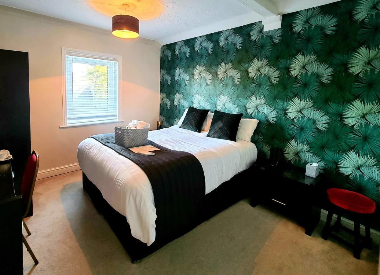 The Ashleigh - Dog Friendly Bed & Breakfast Bournemouth Exterior photo