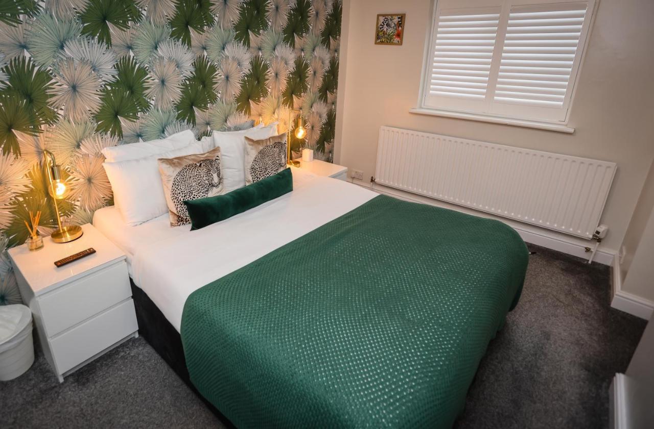 The Ashleigh - Dog Friendly Bed & Breakfast Bournemouth Exterior photo