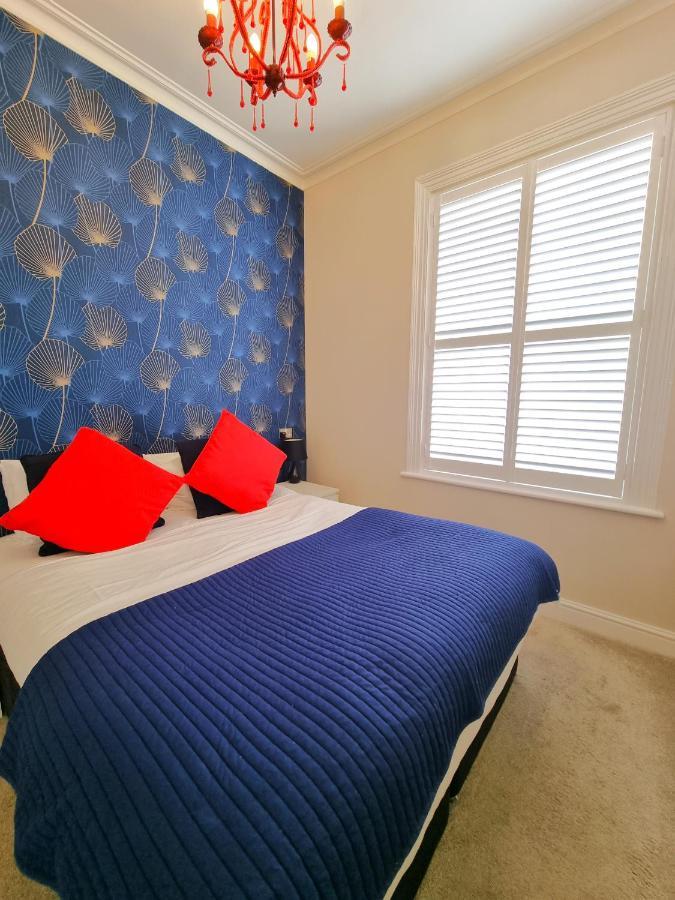 The Ashleigh - Dog Friendly Bed & Breakfast Bournemouth Exterior photo